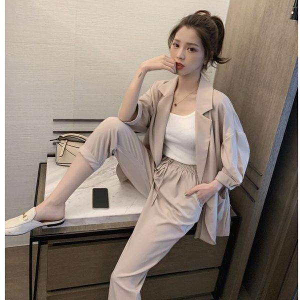 2021 new women plus size spring summer pants suits office lady two-piece set female casual blazer jacket+ trousers slim fit go36, White;black
2021 new women plus size spring summer pants suits office lady two-piece set female casual blazer jacket+ trousers slim fit go36, White;black
