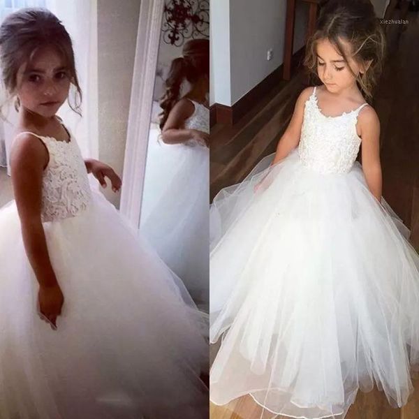 girl's dresses cute flower girl lace tulle dress spaghetti straps sleeveless puffy pageant gown holy communion for girls1, Red;yellow
girl's dresses cute flower girl lace tulle dress spaghetti straps sleeveless puffy pageant gown holy communion for girls1, Red;yellow