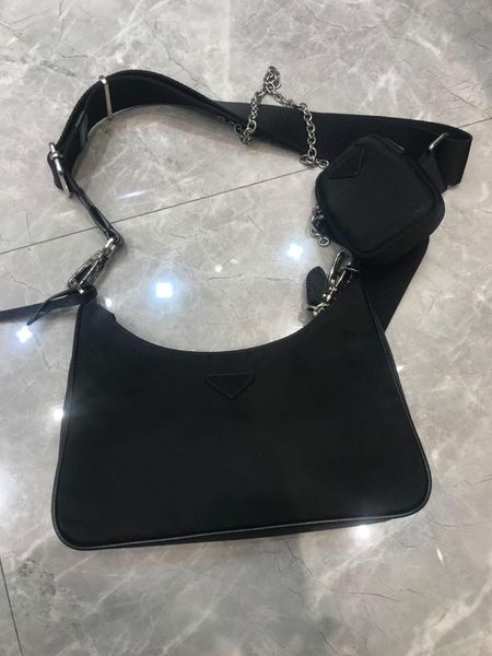 2020 senior designer diagonal chain handbag oxford cloth bag oxford cloth with leather multi-pur
2020 senior designer diagonal chain handbag oxford cloth bag oxford cloth with leather multi-pur