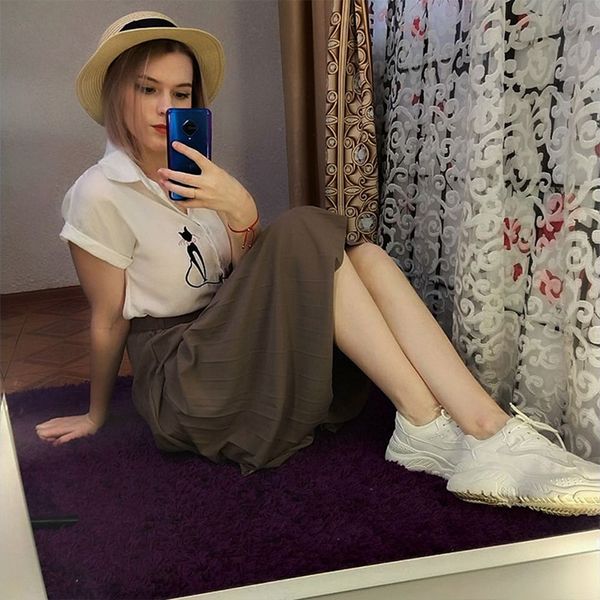 siddons high waist women dresses casual vintage solid belted pleated midi skirts lady sparkly mid-length skirt clothing female y1214, Black
siddons high waist women dresses casual vintage solid belted pleated midi skirts lady sparkly mid-length skirt clothing female y1214, Black