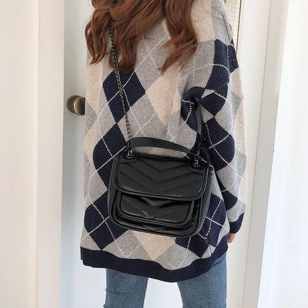 2020 new female chain bag simple wild korean of the soft leather retro shoulder messenger crossbody bag c43-52
2020 new female chain bag simple wild korean of the soft leather retro shoulder messenger crossbody bag c43-52