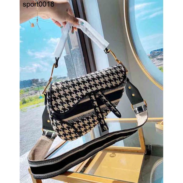 2020 trend high qaulity ladies wallet fashion shoulder bag messenger bag lady handbag
2020 trend high qaulity ladies wallet fashion shoulder bag messenger bag lady handbag