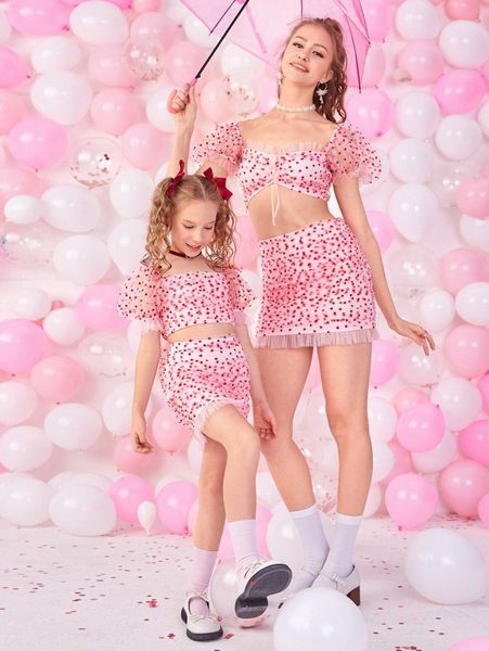 1pc frill trim heart allover print knot front crop & skirt o3ij#, White 
1pc frill trim heart allover print knot front crop & skirt o3ij#, White