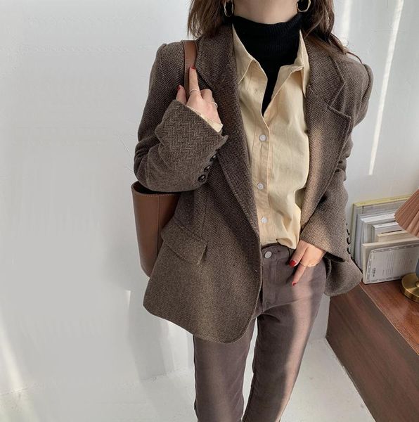 women's suits & blazers striped print casual blazer jacket 2021 autumn winter formal women suit coat female, White;black
women's suits & blazers striped print casual blazer jacket 2021 autumn winter formal women suit coat female, White;black