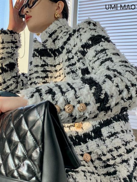 umi mao black white collision high-end woolen coat women's mid-length autumn winter new waist temperament plaid jacket1
umi mao black white collision high-end woolen coat women's mid-length autumn winter new waist temperament plaid jacket1