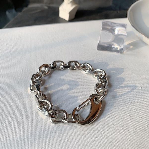 2020 new small clear bracelet men and women simple metal wind hip hop cold metal bracelet sale, Black
2020 new small clear bracelet men and women simple metal wind hip hop cold metal bracelet sale, Black