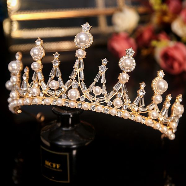 crown headdress golden baroque atmosphere bridal wedding dress accessories net red crown
crown headdress golden baroque atmosphere bridal wedding dress accessories net red crown