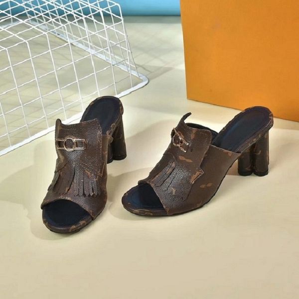 classics women's slippers fashion beach thick bottom slippers alphabet lady sandals slipper leather high heel shoes beach sandals l170, Black
classics women's slippers fashion beach thick bottom slippers alphabet lady sandals slipper leather high heel shoes beach sandals l170, Black