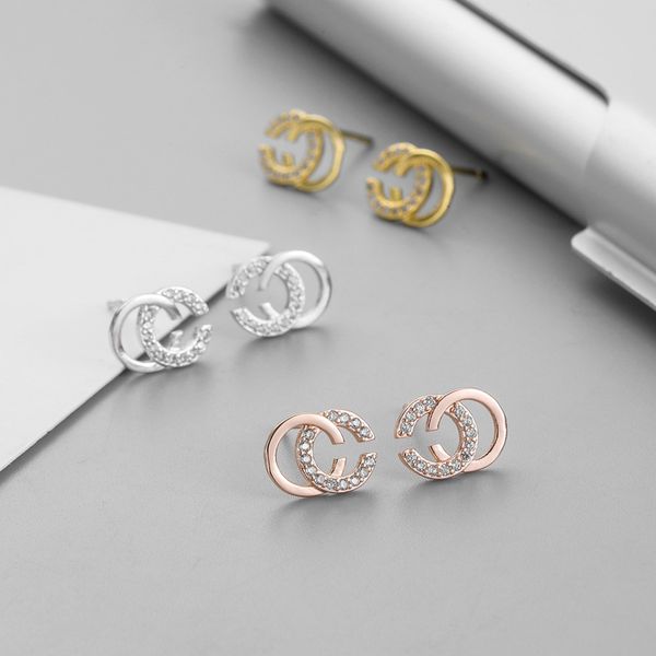 2021 new brand designer double letters earrings ear studs gold tone earring for women men wedding party jewelry gift, Golden;silver
2021 new brand designer double letters earrings ear studs gold tone earring for women men wedding party jewelry gift, Golden;silver