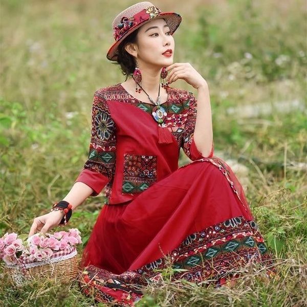 yunnan love 2020 national style women's clothing splicing red tibetan blue tassel ethnic tassel skirt skirt set mixed batch bgpny, Gray
yunnan love 2020 national style women's clothing splicing red tibetan blue tassel ethnic tassel skirt skirt set mixed batch bgpny, Gray