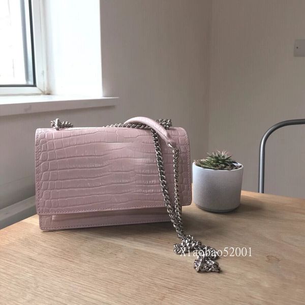2021 most popular fashion handbag, shopping bag, leather quality, classic style, timeless, delivery, model: 422906, size: 22-8-16
2021 most popular fashion handbag, shopping bag, leather quality, classic style, timeless, delivery, model: 422906, size: 22-8-16