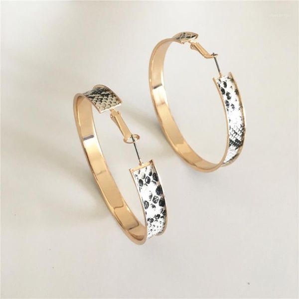 2020 f/w new arrival feminist gold color plating with animal skin leopard zebra snake printed hoop earring1, Golden;silver
2020 f/w new arrival feminist gold color plating with animal skin leopard zebra snake printed hoop earring1, Golden;silver