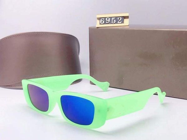 woman sunglasses beach goggle sunglasses summer adumbral glasses uv400 model 6952 5 color with box gifts, White;black
woman sunglasses beach goggle sunglasses summer adumbral glasses uv400 model 6952 5 color with box gifts, White;black