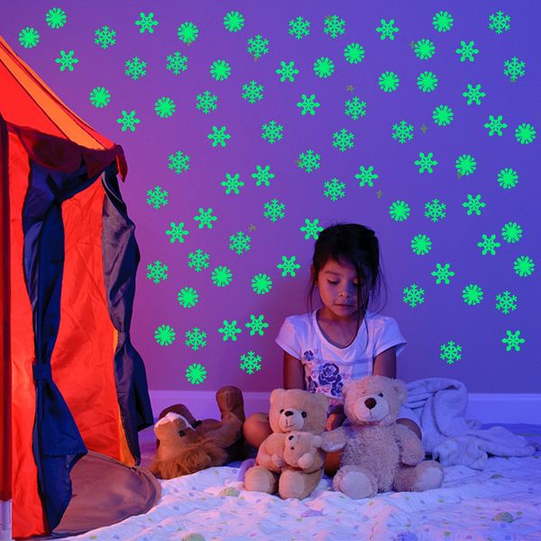new50pcs 3d snowflake luminous sticker fluorescent glow in the dark wall decal for homw kids room bedroom christmas decor
new50pcs 3d snowflake luminous sticker fluorescent glow in the dark wall decal for homw kids room bedroom christmas decor