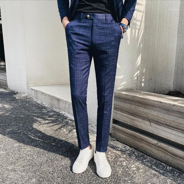 classic checked plaid suit pants men business casual dress pants brand korean slim fit street wear social clothing1, White;black
classic checked plaid suit pants men business casual dress pants brand korean slim fit street wear social clothing1, White;black