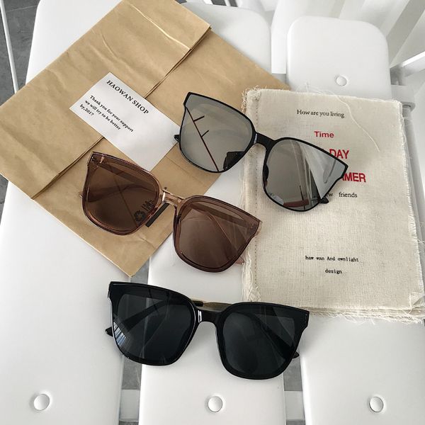 new sunglasses in spring and summer 2019, women's korean version chaolinyun sunglasses, net red glasses, all kinds of dark green chao, White;black
new sunglasses in spring and summer 2019, women's korean version chaolinyun sunglasses, net red glasses, all kinds of dark green chao, White;black