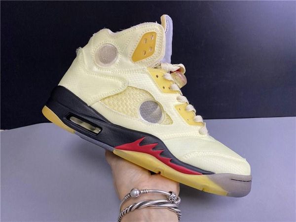 5 off 3m reflective designer sneakers black yellow metallic 5s mens white trainers shoes us7-13, White;red
5 off 3m reflective designer sneakers black yellow metallic 5s mens white trainers shoes us7-13, White;red