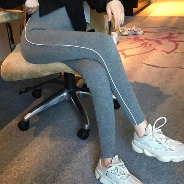 2021 new korean post-natal leggings wear hip upwind original fine female legs go out small pants side spring leg bmg8, Black
2021 new korean post-natal leggings wear hip upwind original fine female legs go out small pants side spring leg bmg8, Black