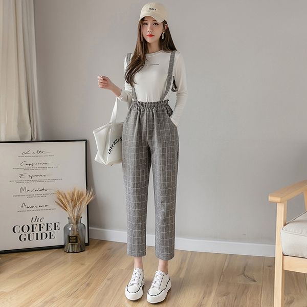 spring summer women overalls harem pants vintage plaid casual loose pants fashion female straight pants trousers 201031, Black;white
spring summer women overalls harem pants vintage plaid casual loose pants fashion female straight pants trousers 201031, Black;white