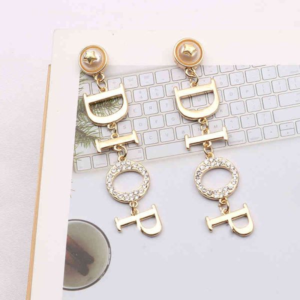earrings women's brilliant diamonds long tassel earrings ear accessories, Golden
earrings women's brilliant diamonds long tassel earrings ear accessories, Golden