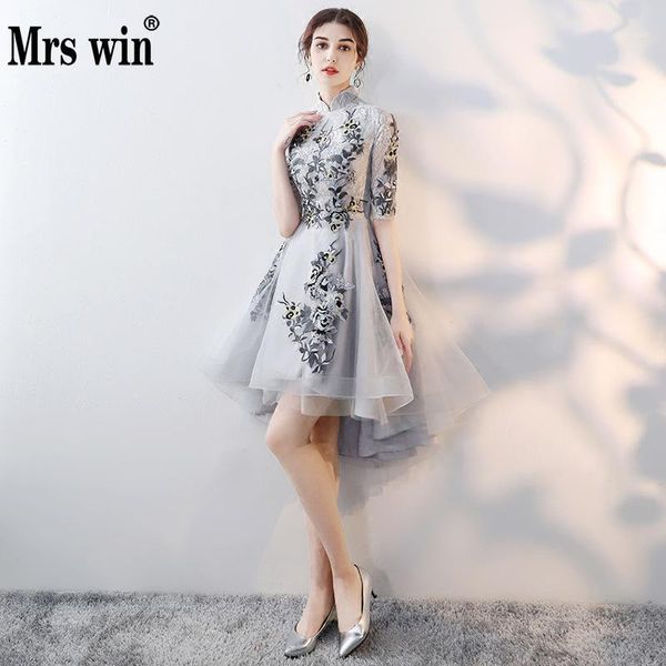 evening dress short front long back 2019 new mrs win half cap sleeve vintage evening dresses vestido de festa longo azul royal f1, White;black
evening dress short front long back 2019 new mrs win half cap sleeve vintage evening dresses vestido de festa longo azul royal f1, White;black