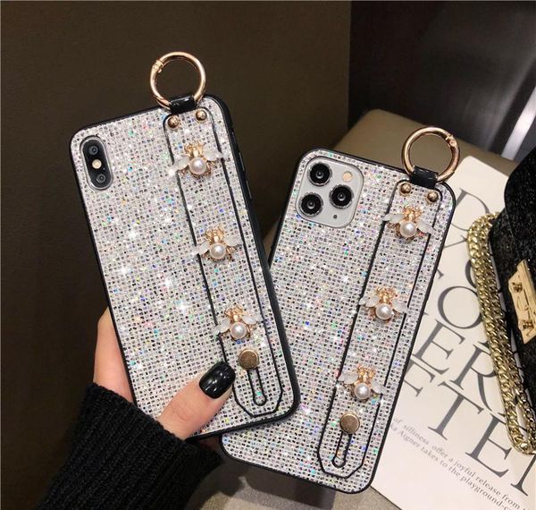 glittering sequins cute lovely bee pearl wristband pc cases for iphone 11 pro max x xr qylbup yyysports
glittering sequins cute lovely bee pearl wristband pc cases for iphone 11 pro max x xr qylbup yyysports