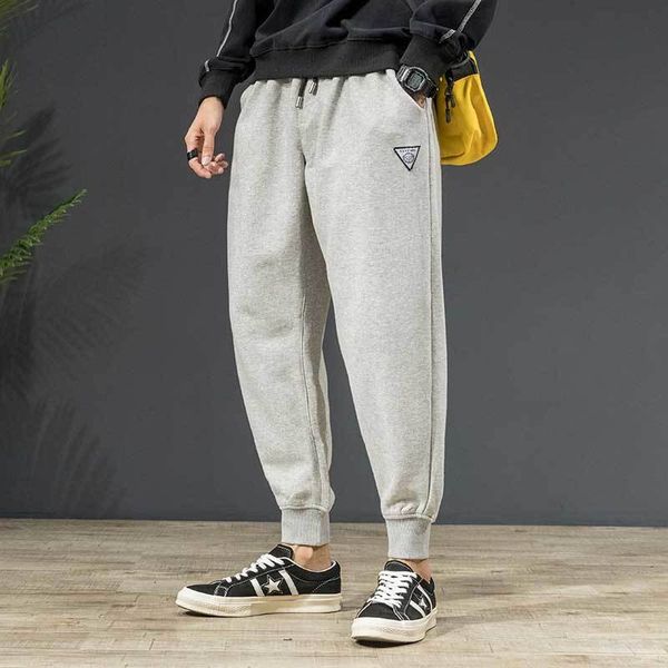 2020 sweatpants big-size hiphop men streetwear casual jogging spodnie joker simple elastic harlan sports pants, Blue;gray
2020 sweatpants big-size hiphop men streetwear casual jogging spodnie joker simple elastic harlan sports pants, Blue;gray