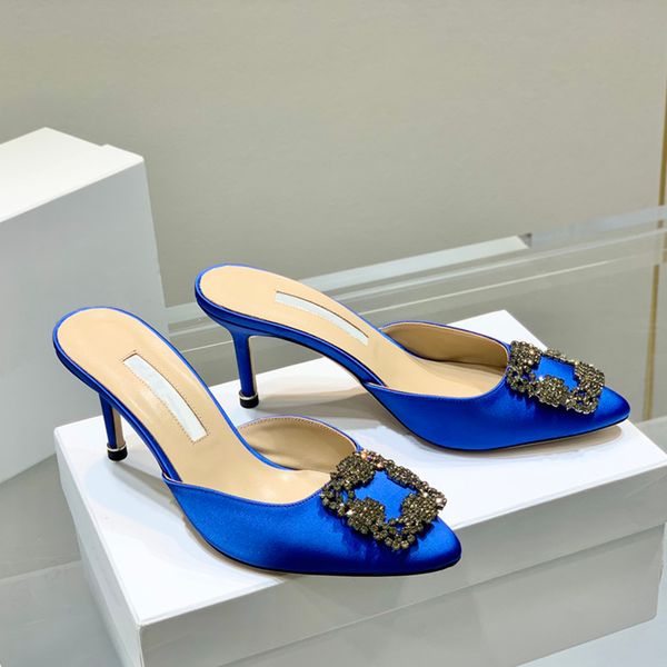 slippers summenr heeled slippers crystal decorative designers womens sandals rhinestone square buckle satin dress shoes 7cm heel large size, Black
slippers summenr heeled slippers crystal decorative designers womens sandals rhinestone square buckle satin dress shoes 7cm heel large size, Black