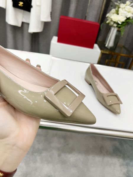 classic women flat dress shoes 100% authentic cowhide metal buckle lady leather casual shoe mules men printed trample lazy slides loafers la, Black
classic women flat dress shoes 100% authentic cowhide metal buckle lady leather casual shoe mules men printed trample lazy slides loafers la, Black