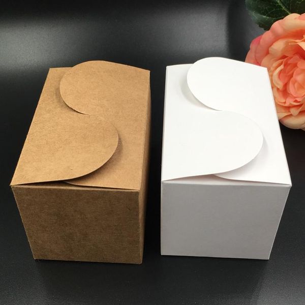 30pcs/lot natural kraft paper cake box,party gift packing box,cookie/candy/nuts box/diy packing box,90x60x60mm 3 bbyean
30pcs/lot natural kraft paper cake box,party gift packing box,cookie/candy/nuts box/diy packing box,90x60x60mm 3 bbyean