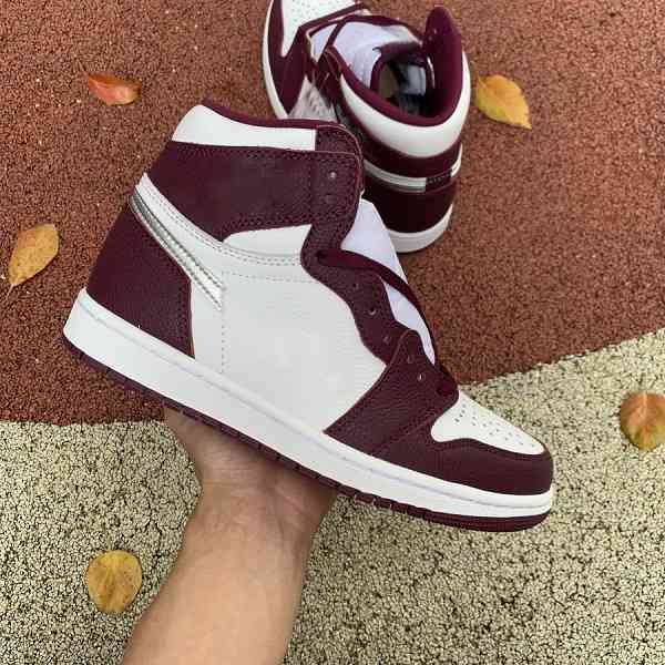 jumpman 1s mens basketball shoes 1 unc twist dark mocha university blue black wolf grey hyper royal designer pollen seafoam tan gum sports{c
jumpman 1s mens basketball shoes 1 unc twist dark mocha university blue black wolf grey hyper royal designer pollen seafoam tan gum sports{c
