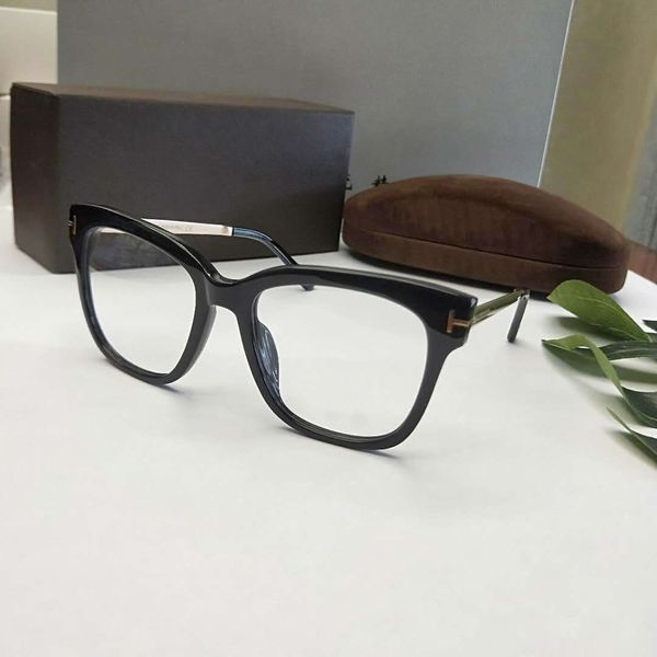 new luxury qualtiy new fashion 5485 643 tom sunglasses for man woman erika eyewear ford designer sun glasses with original box, White;black
new luxury qualtiy new fashion 5485 643 tom sunglasses for man woman erika eyewear ford designer sun glasses with original box, White;black