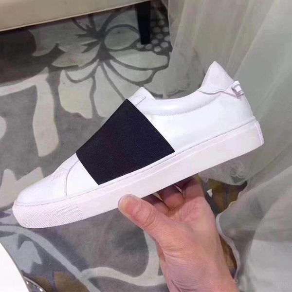 white casual shoes women travel 100% leather lace-up sneaker fashion lady designer running trainers letters woman shoe flat printed men gym, Black
white casual shoes women travel 100% leather lace-up sneaker fashion lady designer running trainers letters woman shoe flat printed men gym, Black