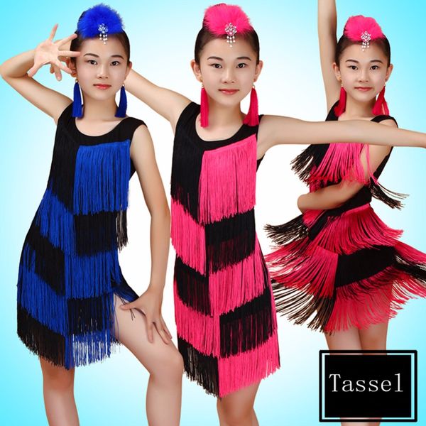 2017girl latin dance dress nice tassel suitable for kid cha cha professional girl exhibition fashion 2066, Black;red
2017girl latin dance dress nice tassel suitable for kid cha cha professional girl exhibition fashion 2066, Black;red