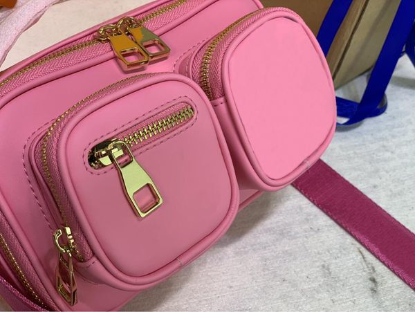 2022luxury designer women shoulder bags messenger purses handbag wallet woman classic fashion style and a classic metal buckle c
2022luxury designer women shoulder bags messenger purses handbag wallet woman classic fashion style and a classic metal buckle c