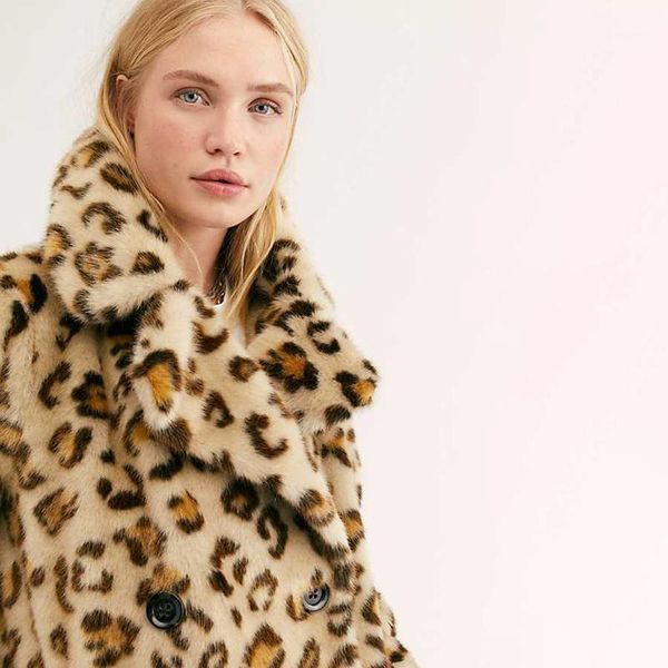 leopard elegant faux fur coat women autumn and winter warm soft jacket female printed overcoat casual lady outerwear1, Black
leopard elegant faux fur coat women autumn and winter warm soft jacket female printed overcoat casual lady outerwear1, Black