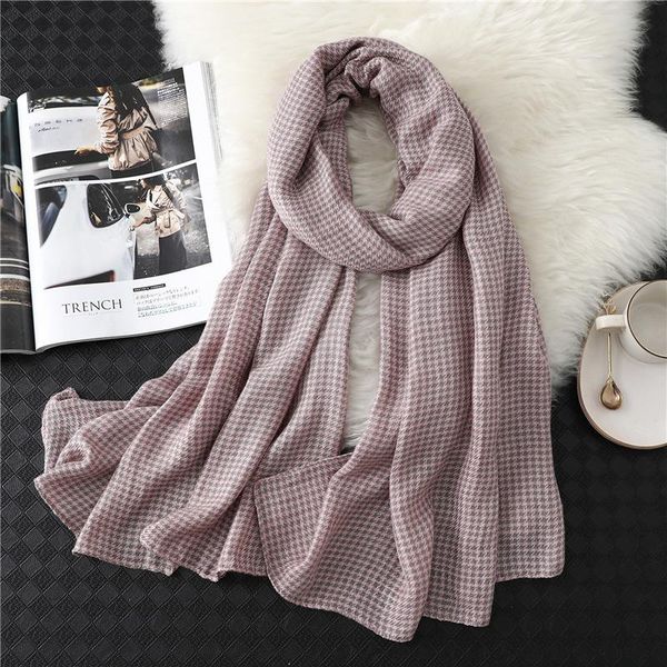 plaid шарф женщины 2020 новый бренд дизайнер зима шарфы foulard femme длинный мягкий шали и палантины кашемир пашмины хиджаб sqcouq, Blue;gray
plaid шарф женщины 2020 новый бренд дизайнер зима шарфы foulard femme длинный мягкий шали и палантины кашемир пашмины хиджаб sqcouq, Blue;gray