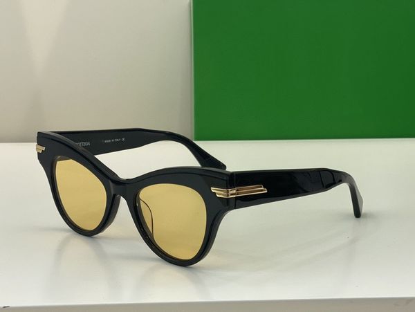 bt 1004s original designer sunglasses for womens famous fashionable retro luxury brand eyeglass fashion design mens sunglasses with box, White;black
bt 1004s original designer sunglasses for womens famous fashionable retro luxury brand eyeglass fashion design mens sunglasses with box, White;black