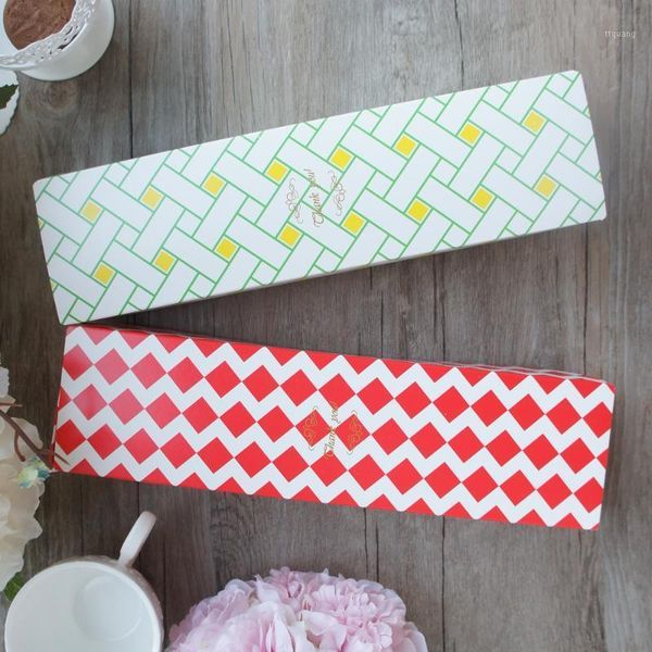 27*7*5cm red and green grid 10 pcs cookie cake macaron chocolate paper box christmas birthday party gifts packaging boxes1
27*7*5cm red and green grid 10 pcs cookie cake macaron chocolate paper box christmas birthday party gifts packaging boxes1