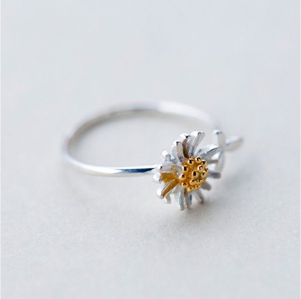 ringjapan и южная корея новое серебряное кольцо женская корейский версия леса позолоченная дейзи милый маленький лист, Golden;silver
ringjapan и южная корея новое серебряное кольцо женская корейский версия леса позолоченная дейзи милый маленький лист, Golden;silver