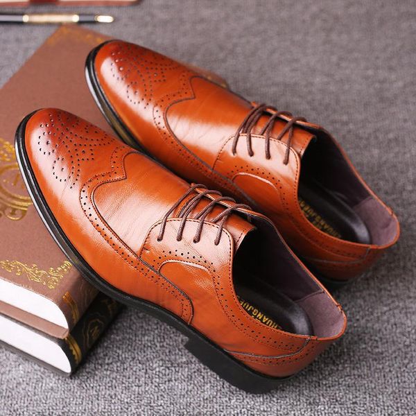 2020 men formal shoes leather business casual shoes men dress office luxury male breathable oxfords, Black
2020 men formal shoes leather business casual shoes men dress office luxury male breathable oxfords, Black
