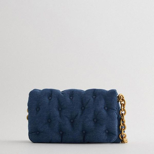 luxury designer women handbags new denim quilted shoulder bag for women 2020 vintage large gold chain ladies baguette bag female
luxury designer women handbags new denim quilted shoulder bag for women 2020 vintage large gold chain ladies baguette bag female