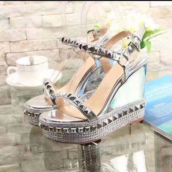 spring wedge sandals classics brand slippers summer flat sandals fashion leather beach shoes 30, Black
spring wedge sandals classics brand slippers summer flat sandals fashion leather beach shoes 30, Black