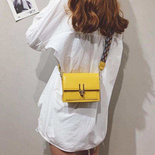 bag for women mini 2020 summer new wild small square bag broadband shoulder slung honey fashion
bag for women mini 2020 summer new wild small square bag broadband shoulder slung honey fashion