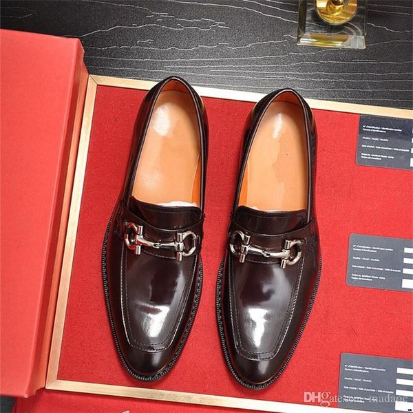 q4 2020 men dress italian leather shoes slip on fashion men leather moccasin glitter formal male shoes pointed toe shoes for men 22, Black
q4 2020 men dress italian leather shoes slip on fashion men leather moccasin glitter formal male shoes pointed toe shoes for men 22, Black
