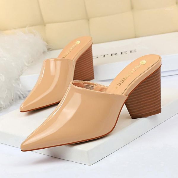 2020 summer slides women .5cm high heels block mules shales low heels slippers fetish chunky nude pointed stripper shoes1, Black
2020 summer slides women .5cm high heels block mules shales low heels slippers fetish chunky nude pointed stripper shoes1, Black