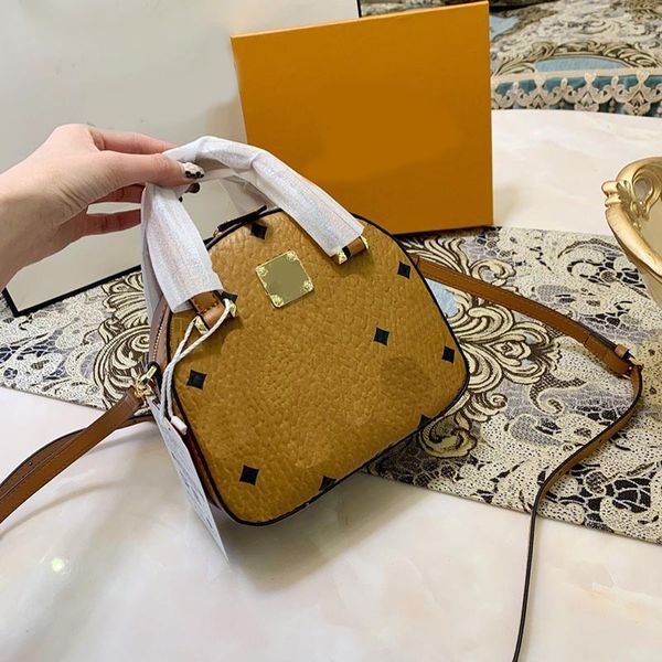 2020 style mom pattern women handbags handbag purse ladies purse fashion totes designer handbag wallet
2020 style mom pattern women handbags handbag purse ladies purse fashion totes designer handbag wallet
