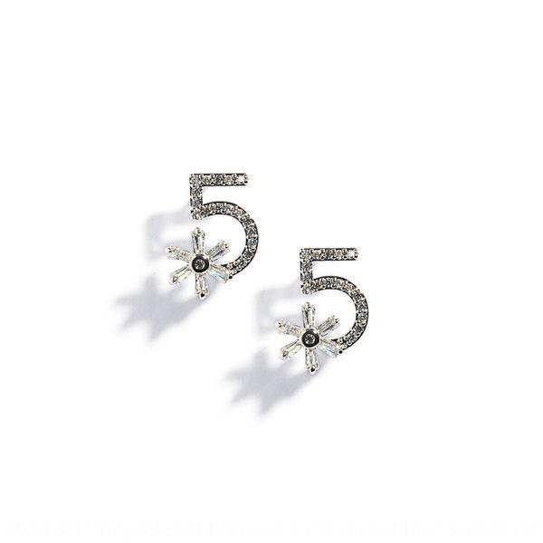 simple and earrings digital small digital flower shaped japanese and korean sweet wind earrings w4vke, White;black
simple and earrings digital small digital flower shaped japanese and korean sweet wind earrings w4vke, White;black