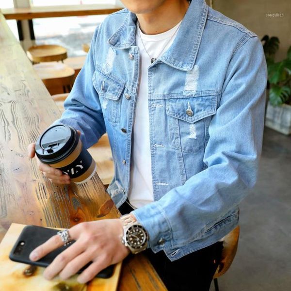 men's denim jacket hip hop retro denim jacket street casual pilot harajuku fashion hole slim buttoned sky blue men's1, Black;brown 
men's denim jacket hip hop retro denim jacket street casual pilot harajuku fashion hole slim buttoned sky blue men's1, Black;brown