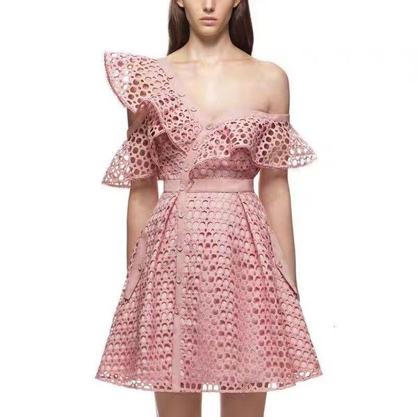new arrival runway self portrait women ladies dress off shoulder ruffles collar mini short hollow out lace dresses vestidos, Black;gray
new arrival runway self portrait women ladies dress off shoulder ruffles collar mini short hollow out lace dresses vestidos, Black;gray
